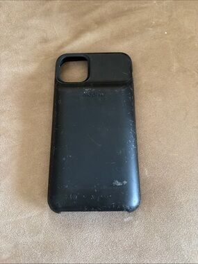 mophie Black Battery Phone Case for iPhone